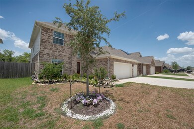 309 Burgundy Dr, Alvin, TX 77511 - photo 3