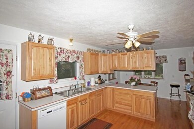 Large Kitchen with wood floors