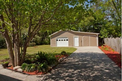 Detached Garage / Workshop