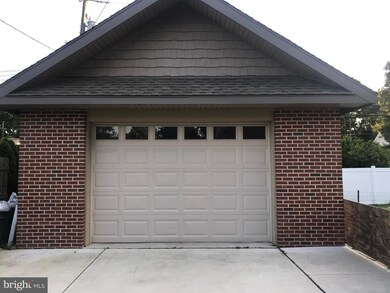 113 Bonnet Ln, Hatboro, PA 19040 - photo 4