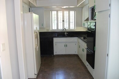 73394 Tamarisk St, Palm Desert, CA 92260 - photo 6