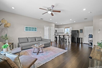 495 Cimarron, Spring Branch, TX 78070 - photo 6