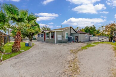 11079 Copley Ln unit 5, Houston, TX 77093 - photo 4