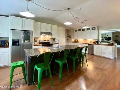 Kitchen with large island