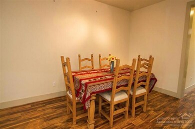 874 SW Crestline Dr, Bend, OR 97702 - photo 4