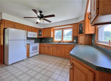 19 E Montgomery St, Allentown, PA 18103 - photo 7