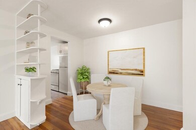 4 Menotomy Rd unit 2, Arlington, MA 02476 - photo 7