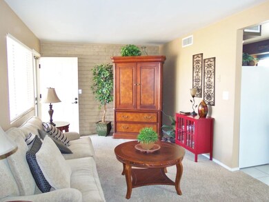 Living Room B5