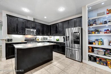 Large Kitchen