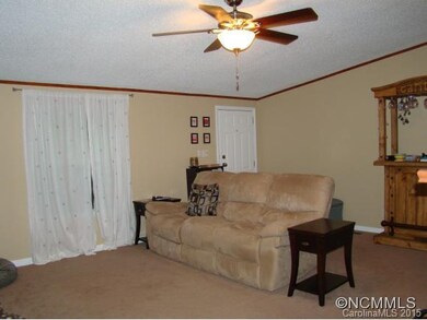Great room to front door