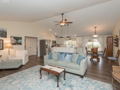 2807 18th Ave, Forest Grove, OR 97116 - photo 7