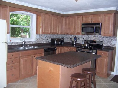 5 Farnum Pike, Smithfield, RI 02917 - photo 2