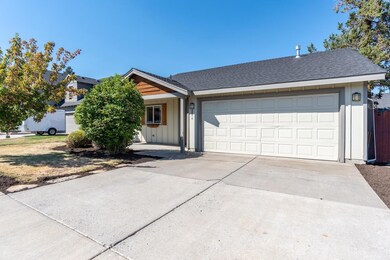 20514 Peak Ave, Bend, OR 97702 - photo 2