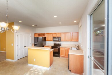 8863 Inlet Bluff Dr, Jacksonville, FL 32216 - photo 6