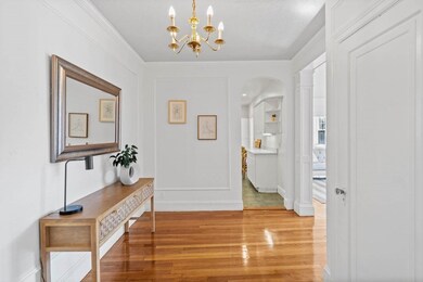 311 Tappan St unit 2, Brookline, MA 02445 - photo 3