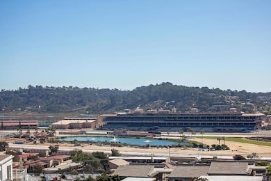 338 Shoemaker Ct, Solana Beach, CA 92075 - photo 7