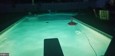 537 Mills Ln, Williamstown, NJ 08094 - photo 2