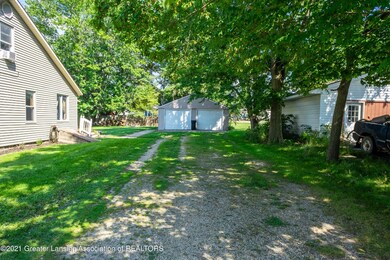 126 N Franklin St, Maple Rapids, MI 48853 - photo 4