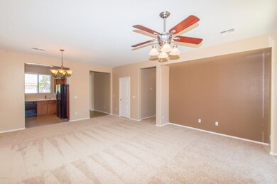 04 Family Room