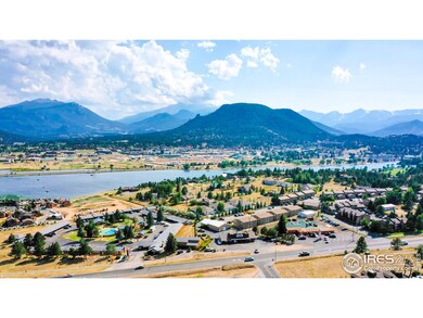 Fantastic Location Near Lake, Parks/Trails & Shops