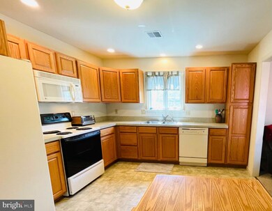 1051 Macoby Creek Way, Pennsburg, PA 18073 - photo 3