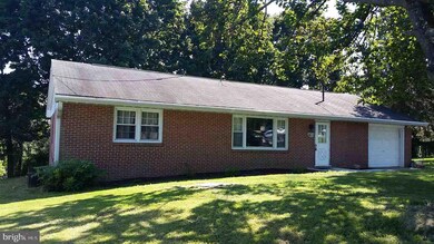 4594 Bridgeview Rd, Stewartstown, PA 17363 - photo 3