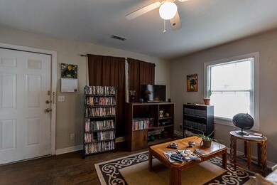 702 S College Ave, Fayetteville, AR 72701 - photo 3