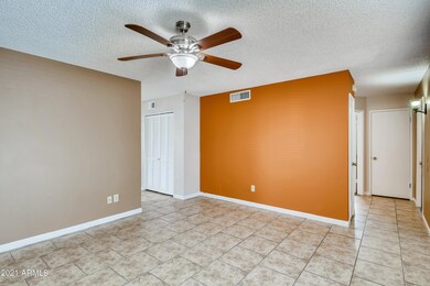 Living Room (2)