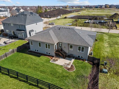 509 Marty Ln, Oswego, IL 60543 - photo 2