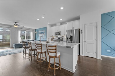 1272 Quadrant Ln, Schaumburg, IL 60173 - photo 2