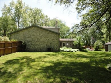 106 Pipeline Dr, Griffith, IN 46319 - photo 5