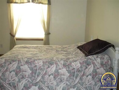 17890 182nd Rd, Denison, KS 66419 - photo 5