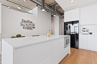 Main North unit 716, Royal Oak, MI 48067 - photo 6