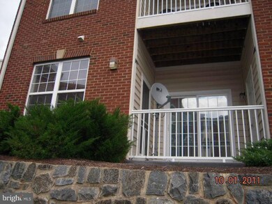 9710 Handerson Place unit 4, Manassas Park, VA 20111 - photo 2