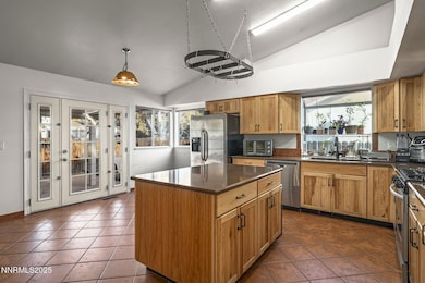 3059 Creekwood Dr, Reno, NV 89502 - photo 4