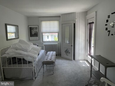 8 Montgomery Ave unit 2F, Glenside, PA 19038 - photo 3