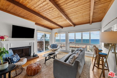 120 7th St, Manhattan Beach, CA 90266 - photo 2