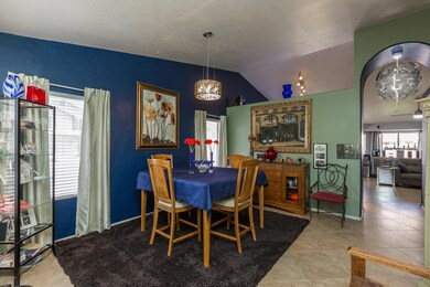 724 E Kesler Ln, Chandler, AZ 85225 - photo 4