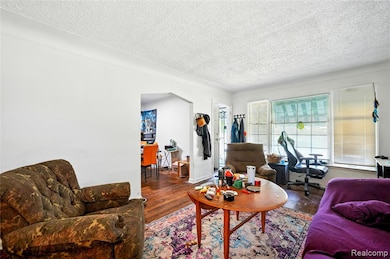 18995 Fielding St, Detroit, MI 48219 - photo 2