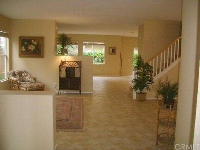 OPEN ENTRY TO LIVING AREAS