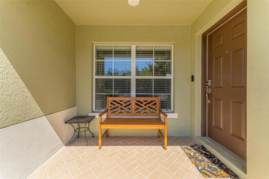 Front entryway/porch seating area
