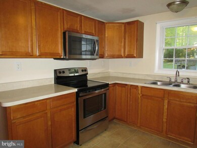 6804 Fawn Cir, Fredericksburg, VA 22407 - photo 5