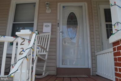 220 S 3rd Ave, Reading, PA 19611 - photo 3