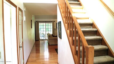 97 Duck Hollow Cir, Stroudsburg, PA 18360 - photo 4
