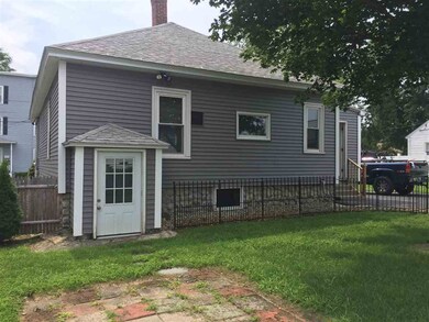 160 Rosedale Ave, Manchester, NH 03103 - photo 3