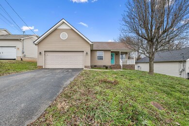 1803 Holdens Ct, Columbia, TN 38401 - photo 2