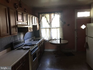 1512 E 28th St, Baltimore, MD 21218 - photo 5