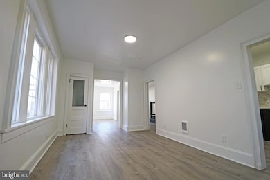 919 Elsinore Place, Chester, PA 19013 - photo 3