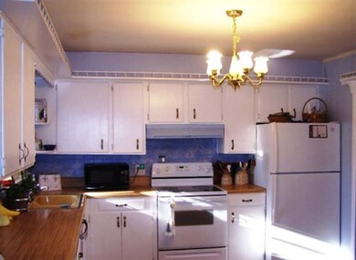 119 Lowry Ln, Wilmore, KY 40390 - photo 4