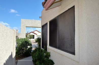 300 E Highcourte Ln, Tucson, AZ 85737 - photo 4